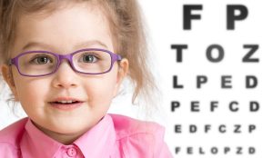 ¿A qué edad debe hacer su primera revisión visual un niño? Guía definitiva para padres primerizos